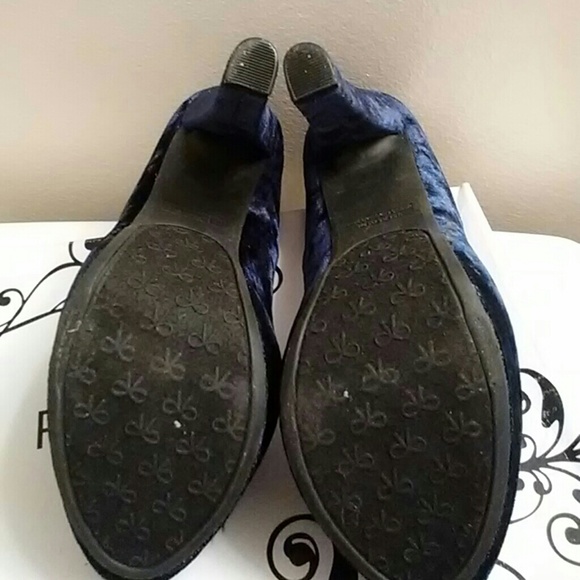 Shoes, Rampage - Picture 4 of 8